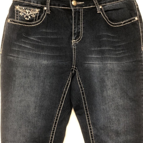 Love Indigo Premium Capris - Picture 3 of 11